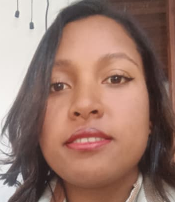 Mme Zoly